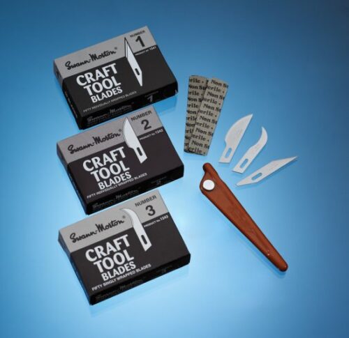 1 Box each No1, 2 and 3 Craft Blades and Craft Handle. CLR 3114